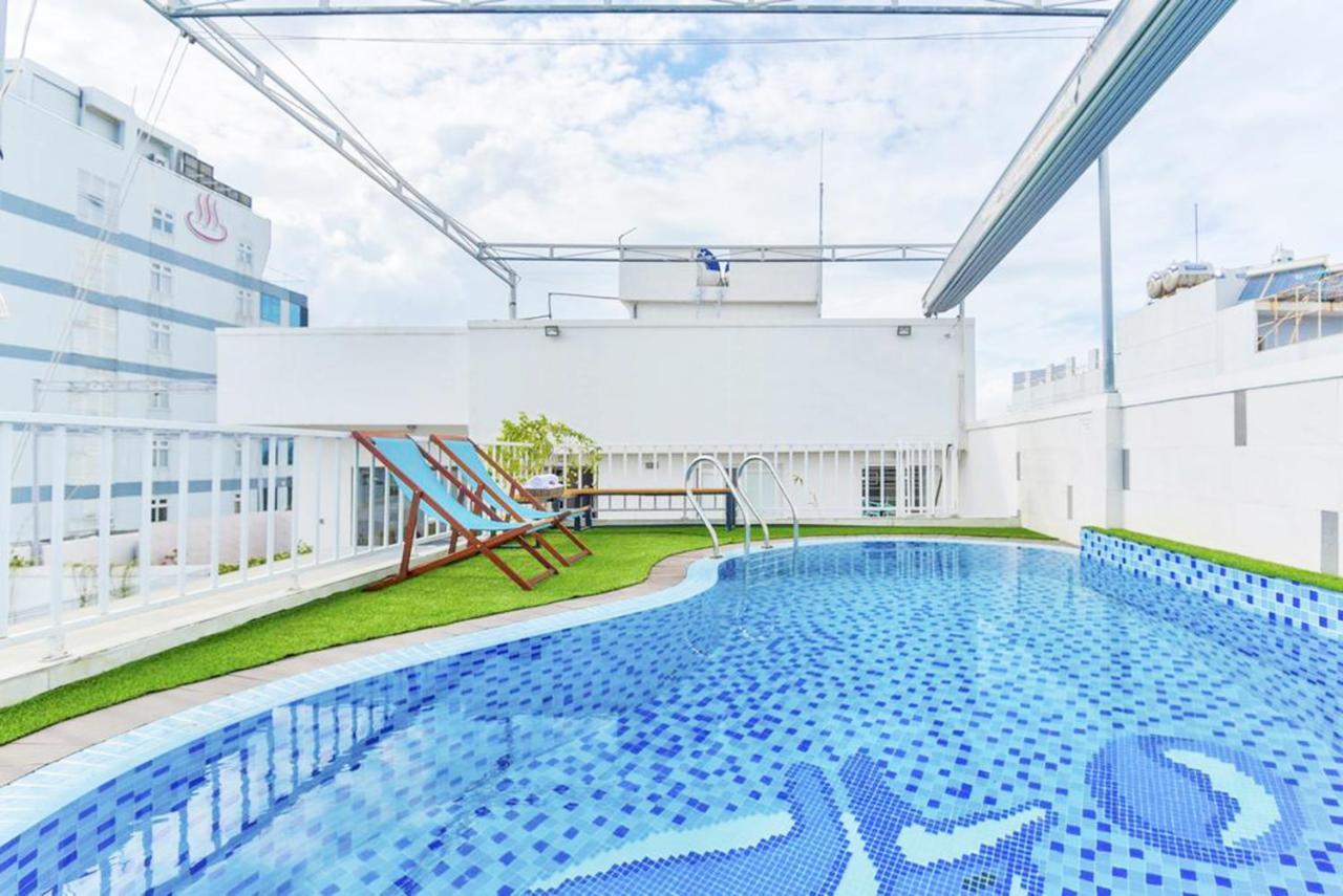 Annie & 3* Da Nang
