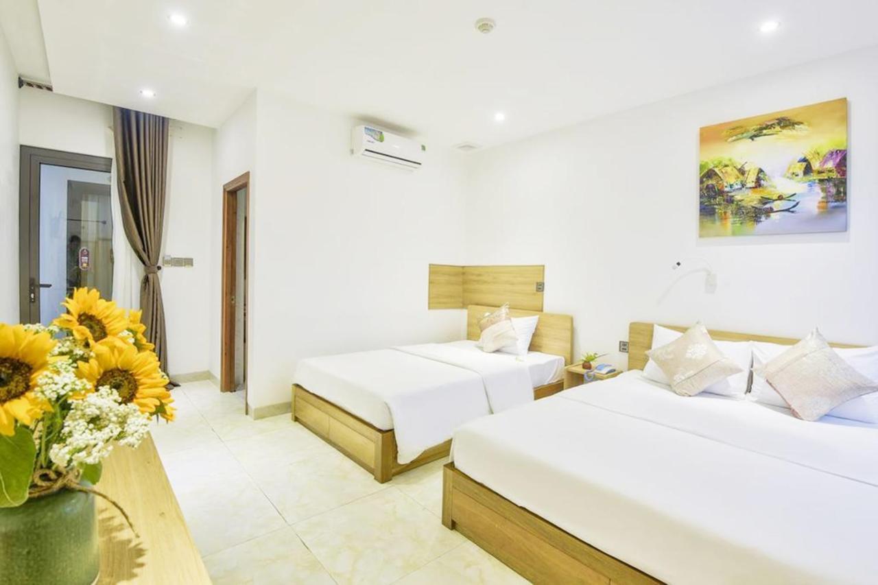 Annie & 3* Da Nang
